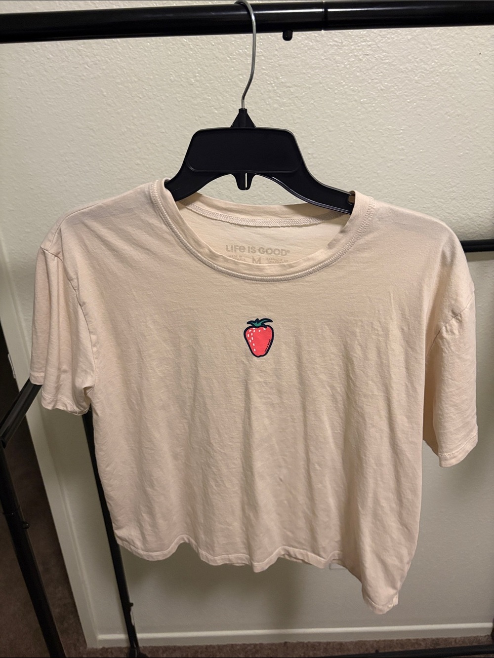 Life is Good Cream Crop Tshirt Medium